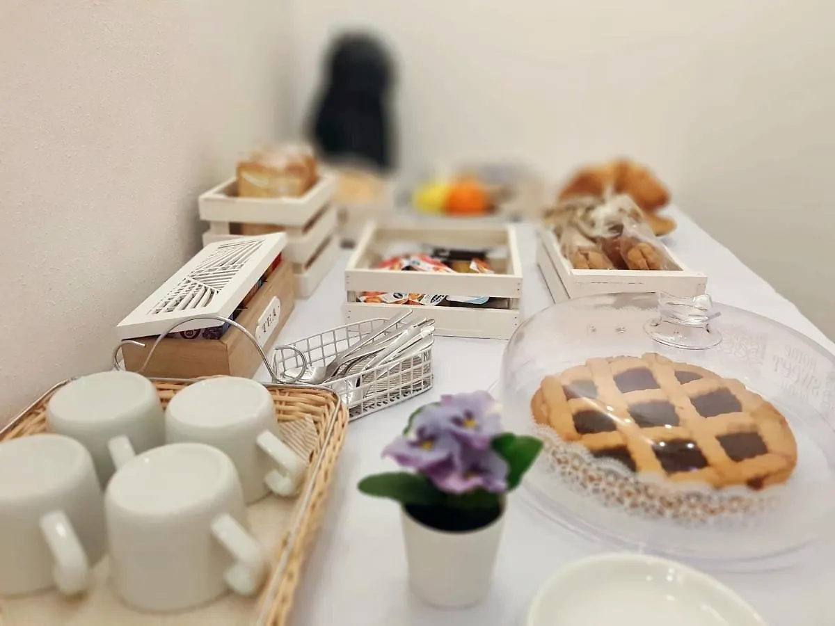A Due Passi Da Bed & Breakfast Genoa Italy